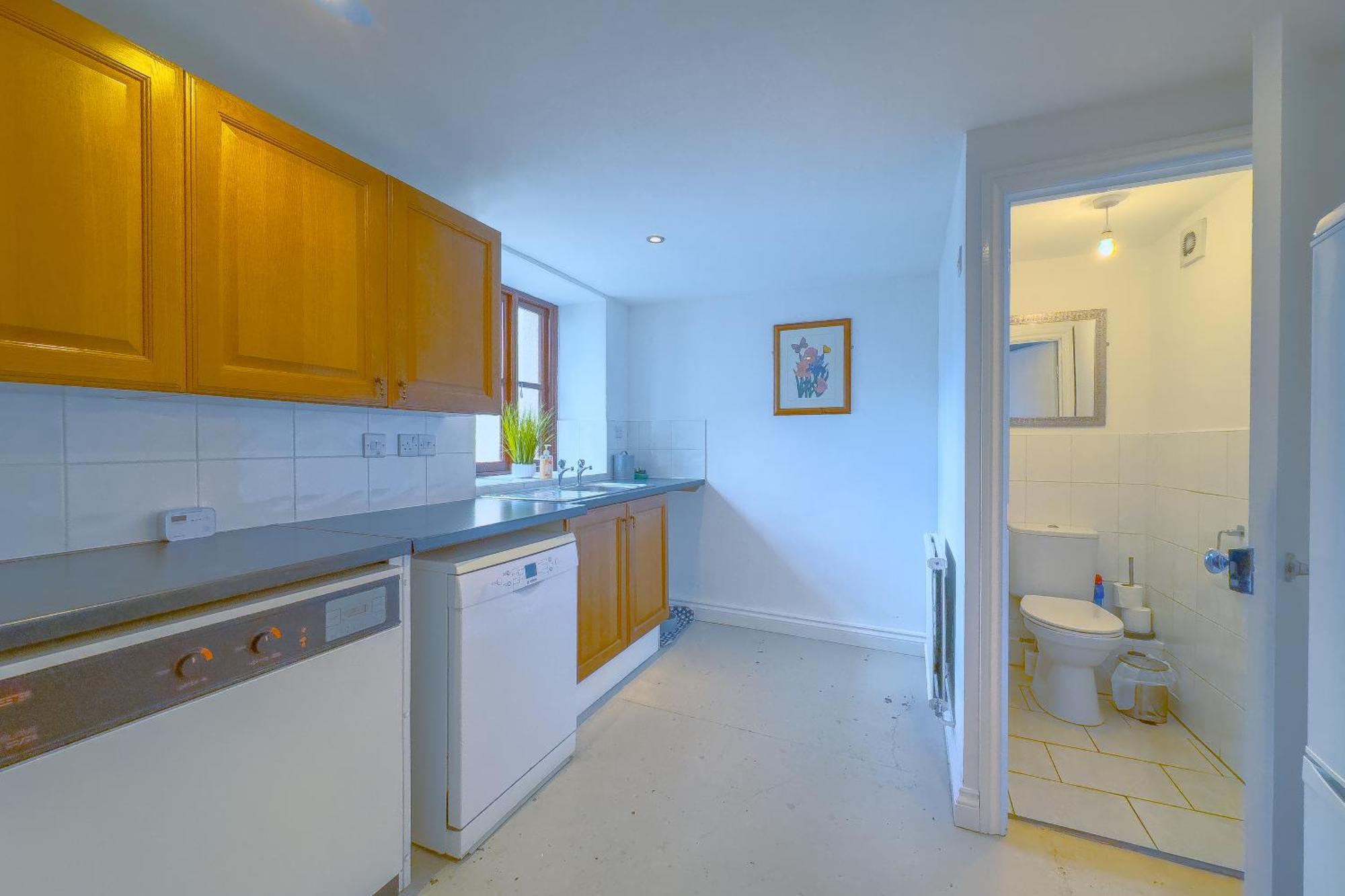 Seaside-dog Friendly-country Cottage-w Log Burner Holiday home